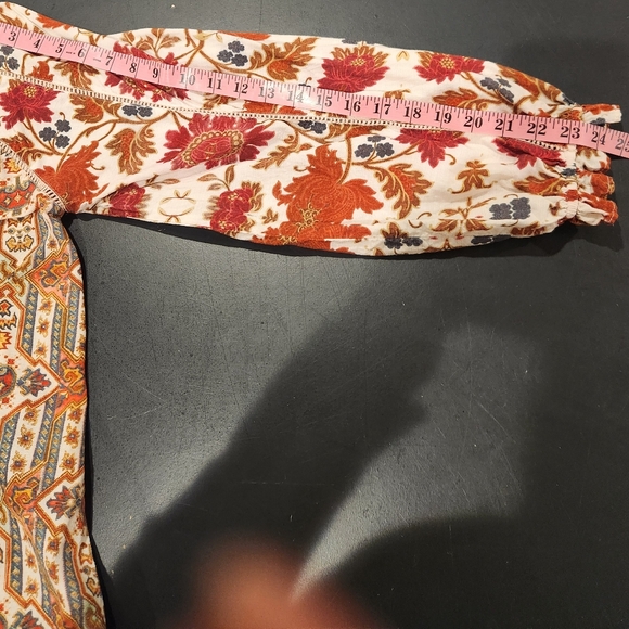 Sundance Beauties Grand Top Womens Size M Floral Mixed Print - Picture 15 of 16